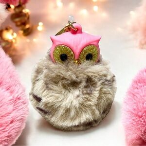 Bath & Body Works fluffy pink owl pocketbac keychain holder